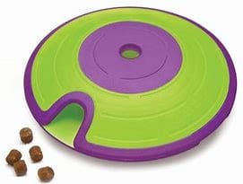 Outward Hound Toy Nina Ottosson Dog Treat Maze lvl2